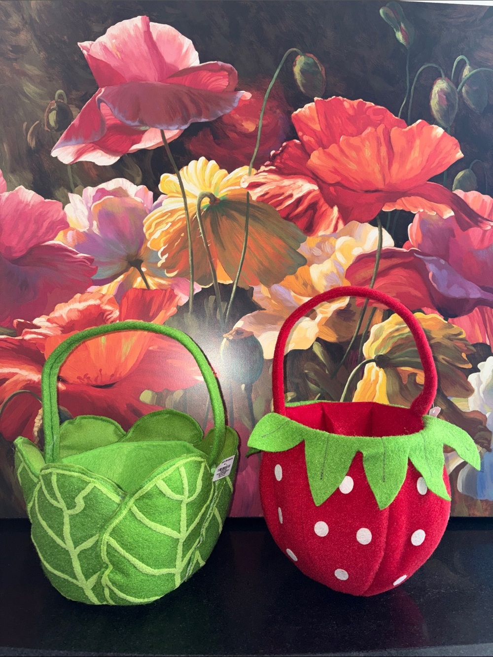 NWT bundle of 2 Red Felt 🍓 Strawberry & lettuce 🥬 Treat Baskets